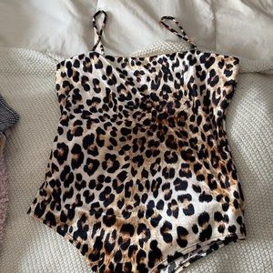 Fashion Nova bodysuit❤️(NEVER WORN)